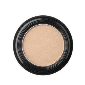 Glo skin beauty Frolic cream color eyeshadow